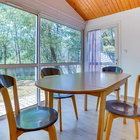 Ferienhaus Stunning In La Faute-sur-Mer