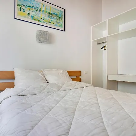 Dom wakacyjny Lovely In *