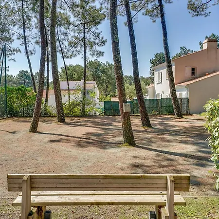 Stunning Home In La Faute-Sur-Mer